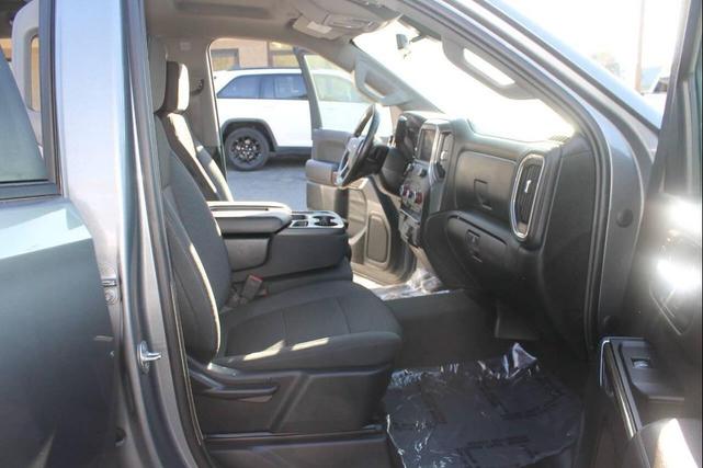 Photo of 2022 GRAY Chevrolet Silverado 1500