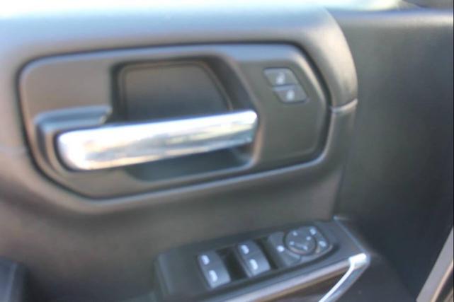 Photo of 2022 GRAY Chevrolet Silverado 1500