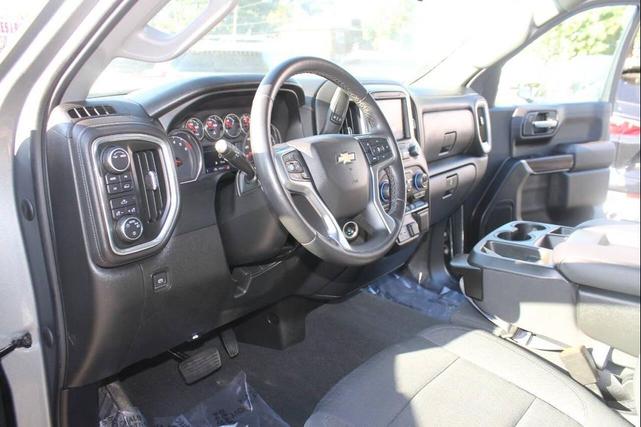 Photo of 2022 GRAY Chevrolet Silverado 1500