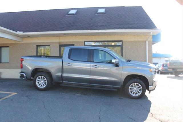 Photo of 2022 GRAY Chevrolet Silverado 1500