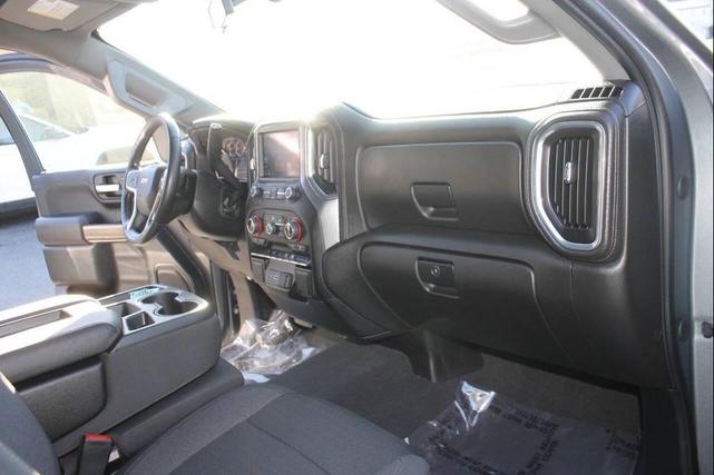 Photo of 2022 GRAY Chevrolet Silverado 1500