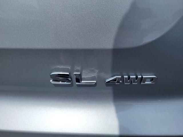Photo of 2025 Brilliant Silver Metallic Nissan Pathfinder