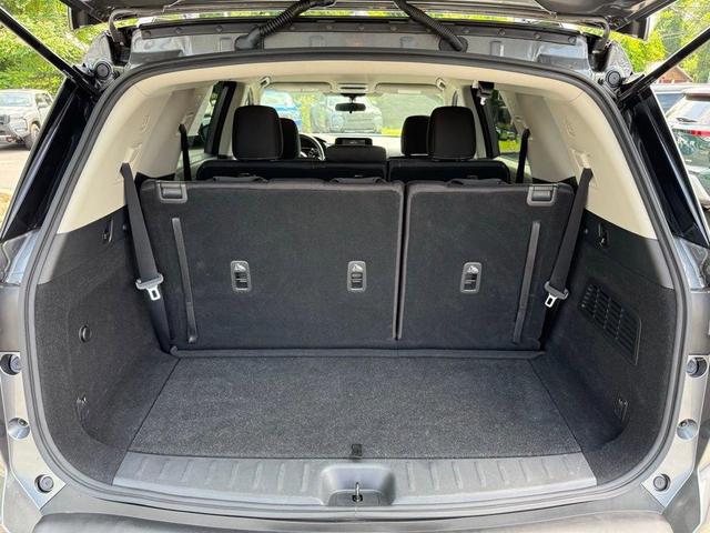 Photo of 2022 Gun Metallic Nissan Pathfinder