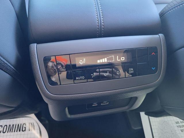 Photo of 2025 Black Nissan Pathfinder