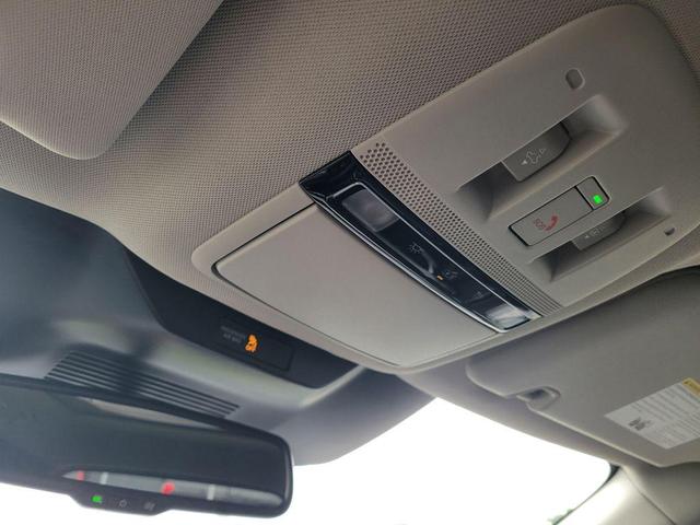 Photo of 2025 Everest White P Nissan Murano