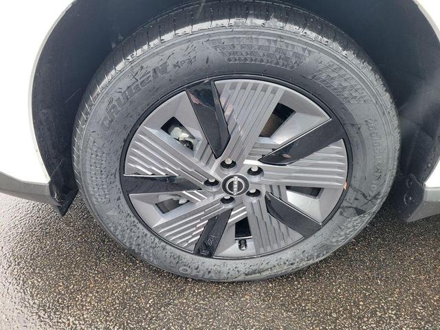 Photo of 2025 Everest White P Nissan Murano