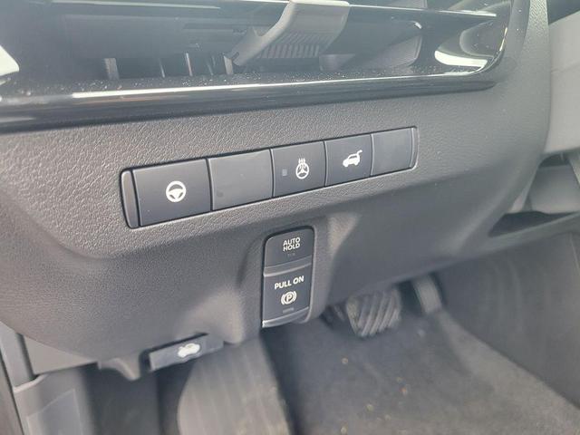 Photo of 2025 2t Tel Blk Roof Nissan Murano