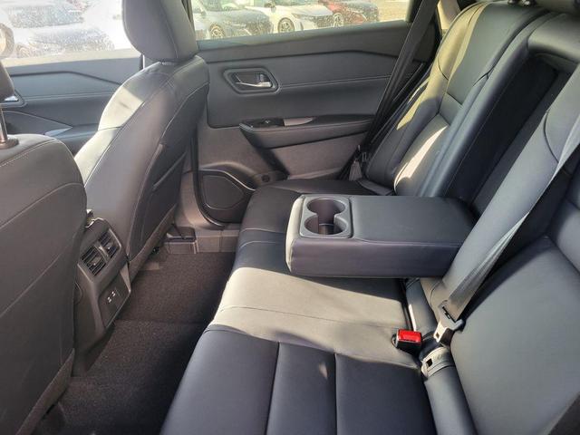 Photo of 2025 Gun Metallic Nissan Rogue