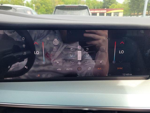 Photo of 2025 Champagne Silve Nissan Murano