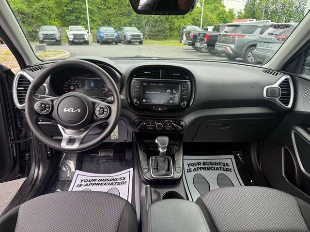 Photo of 2022 Gravity Gray Kia Soul
