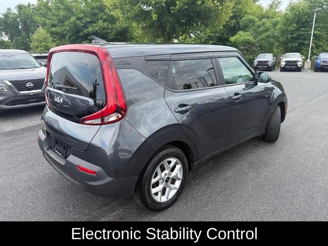Photo of 2022 Gravity Gray Kia Soul