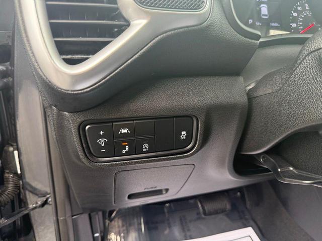 Photo of 2022 Gravity Gray Kia Soul