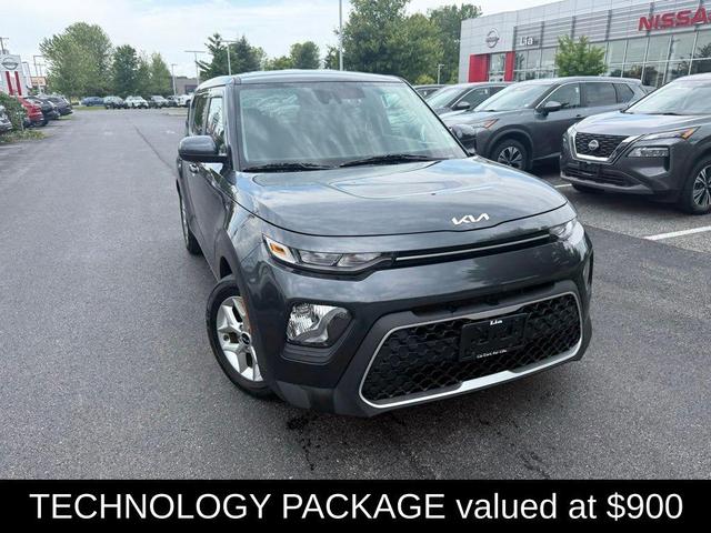 Photo of 2022 Gravity Gray Kia Soul