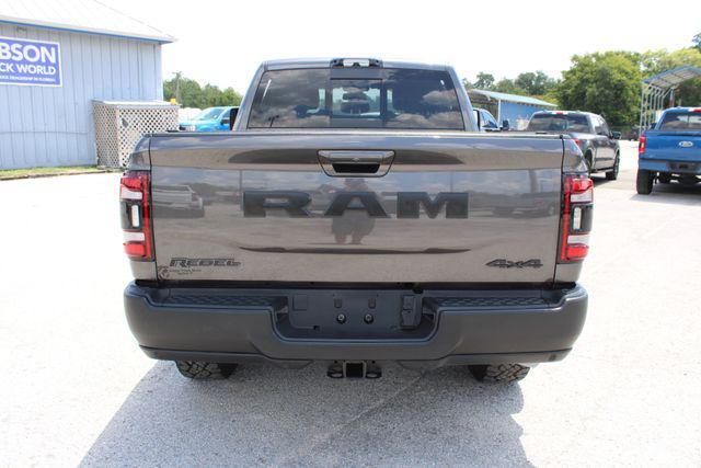 Photo of 2024 Granite Crystal Metallic Clearcoat RAM 2500