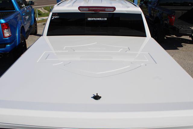 Photo of 2023 Summit White GMC Sierra 1500