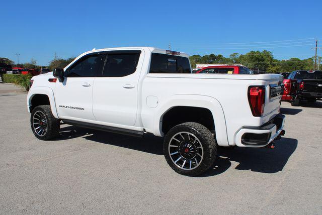 Photo of 2023 Summit White GMC Sierra 1500