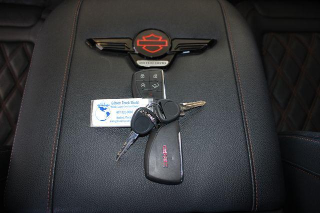 Photo of 2023 Summit White GMC Sierra 1500