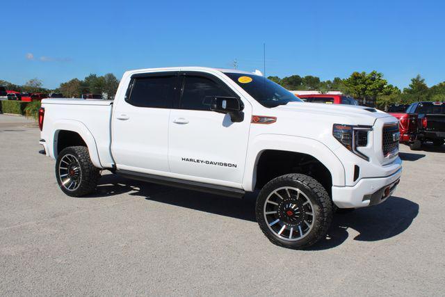 Photo of 2023 Summit White GMC Sierra 1500