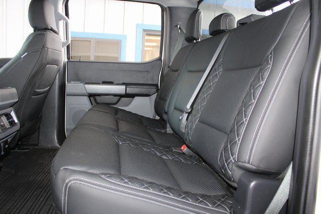 Photo of 2024 Oxford White Ford F-250