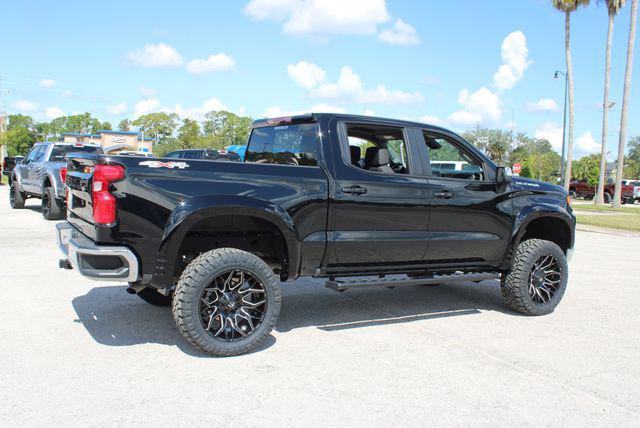 Photo of 2025 Black Chevrolet Silverado 1500