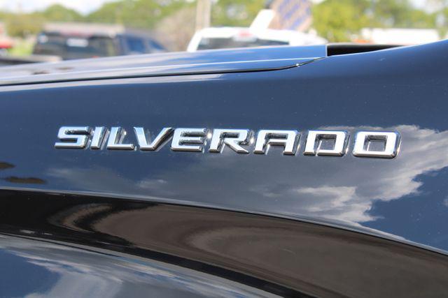 Photo of 2025 Black Chevrolet Silverado 1500