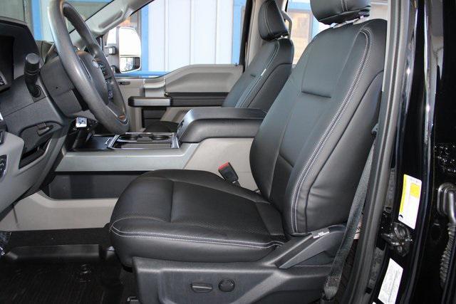 Photo of 2022 Agate Black Metallic Ford F-250
