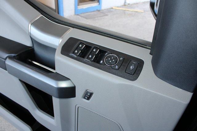 Photo of 2022 Agate Black Metallic Ford F-250