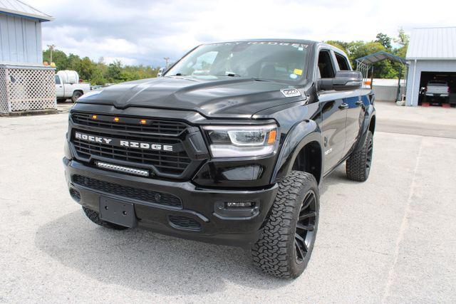 Photo of 2023 Diamond Black Crystal Pearlcoat RAM 1500