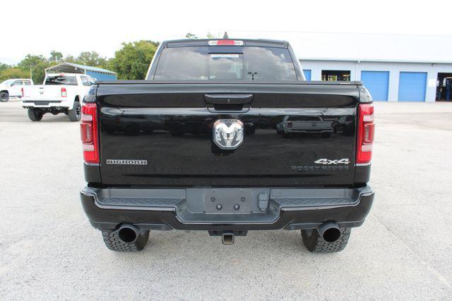 Photo of 2023 Diamond Black Crystal Pearlcoat RAM 1500