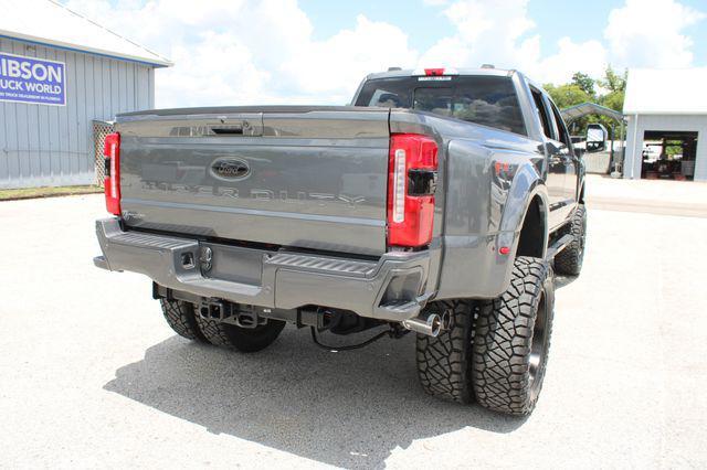 Photo of 2025 Carbonized Gray Metallic Ford F-350