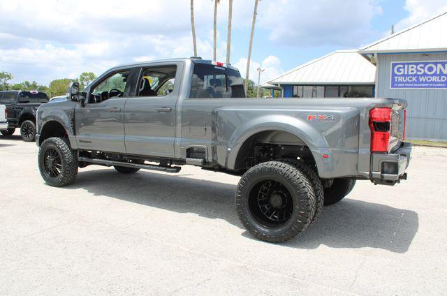 Photo of 2025 Carbonized Gray Metallic Ford F-350