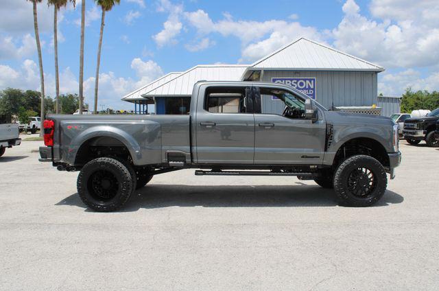 Photo of 2025 Carbonized Gray Metallic Ford F-350
