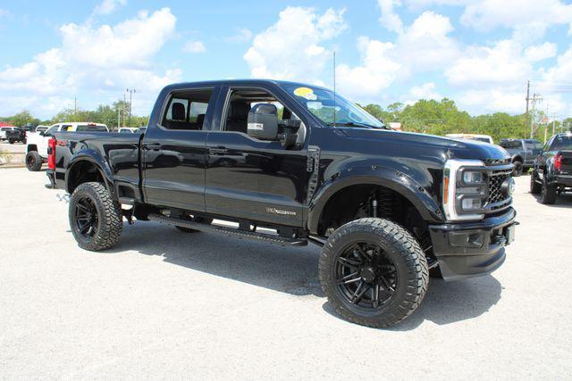 Photo of 2024 Agate Black Metallic Ford F-250