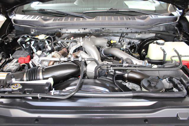 Photo of 2024 Agate Black Metallic Ford F-250