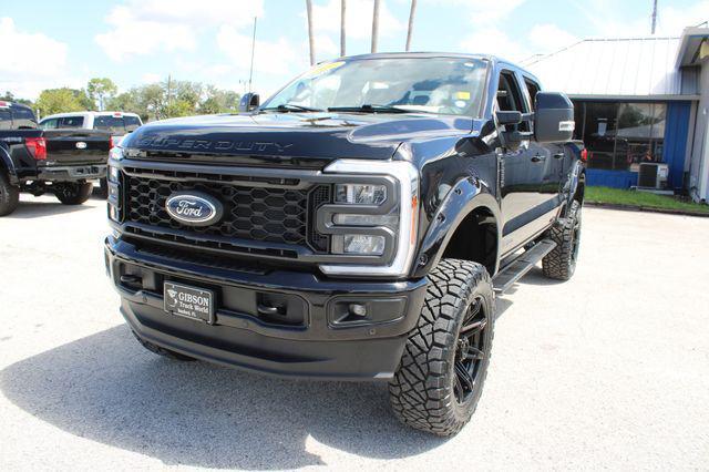 Photo of 2024 Agate Black Metallic Ford F-250