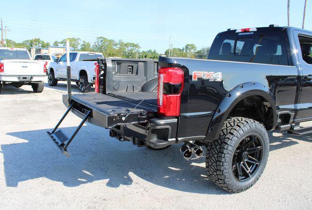 Photo of 2024 Agate Black Metallic Ford F-250