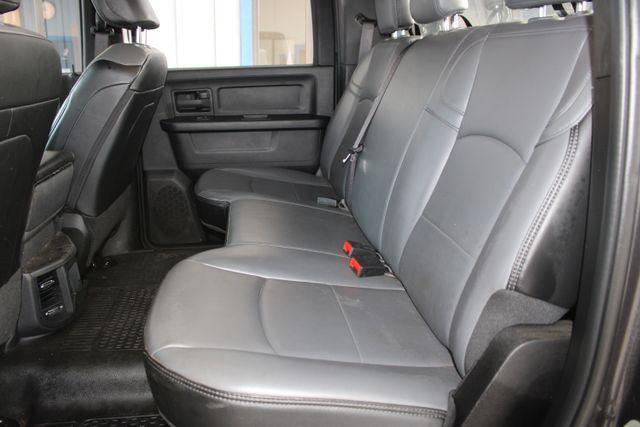 Photo of 2024 Granite Crystal Metallic Clearcoat RAM 2500