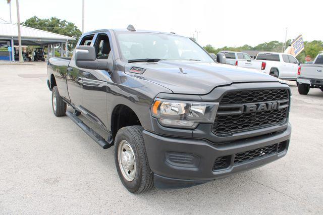 Photo of 2024 Granite Crystal Metallic Clearcoat RAM 2500