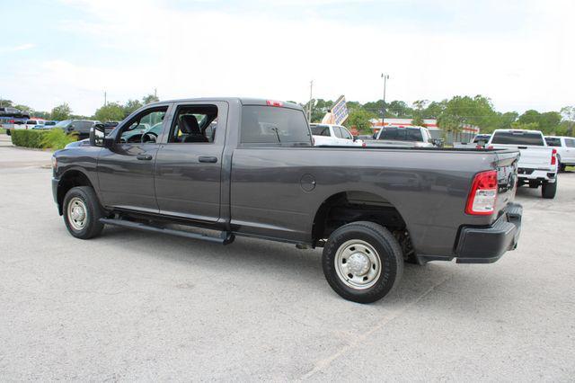 Photo of 2024 Granite Crystal Metallic Clearcoat RAM 2500