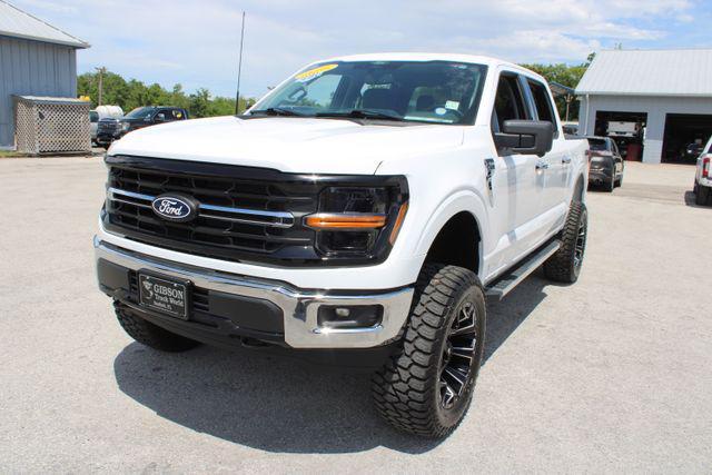 Photo of 2024 Oxford White Ford F-150