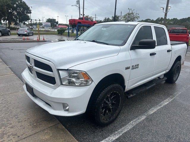 Photo of 2017 Bright White Clearcoat RAM 1500