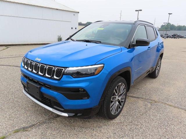 Photo of 2024 Hydro Blue Pearlcoat Jeep Compass