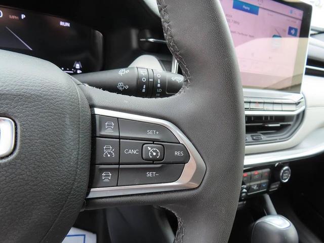Photo of 2024 Hydro Blue Pearlcoat Jeep Compass