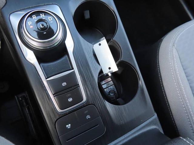 Photo of 2022 Atlas Blue Ford Escape