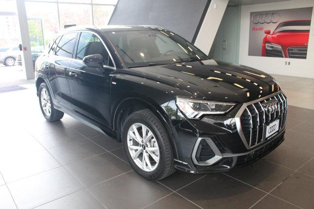 2022 Audi Q3