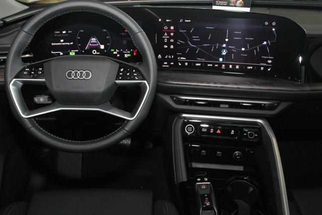 Photo of 2025 Glacier White Metallic Audi Q5