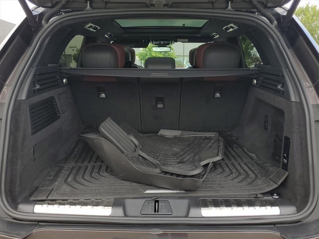 Photo of 2025 Charente Grey Premium Metallic Land Rover Range Rover Sport