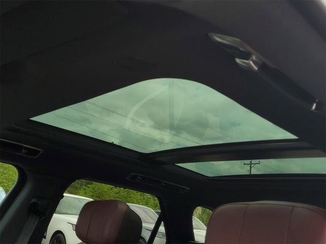 Photo of 2025 Charente Grey Premium Metallic Land Rover Range Rover Sport
