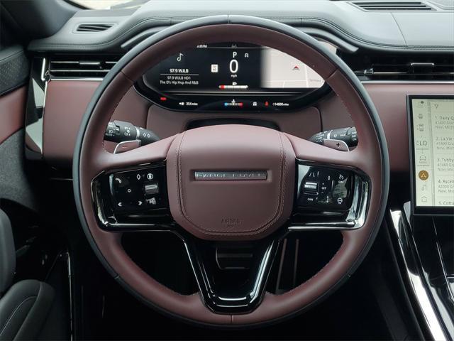 Photo of 2025 Charente Grey Premium Metallic Land Rover Range Rover Sport