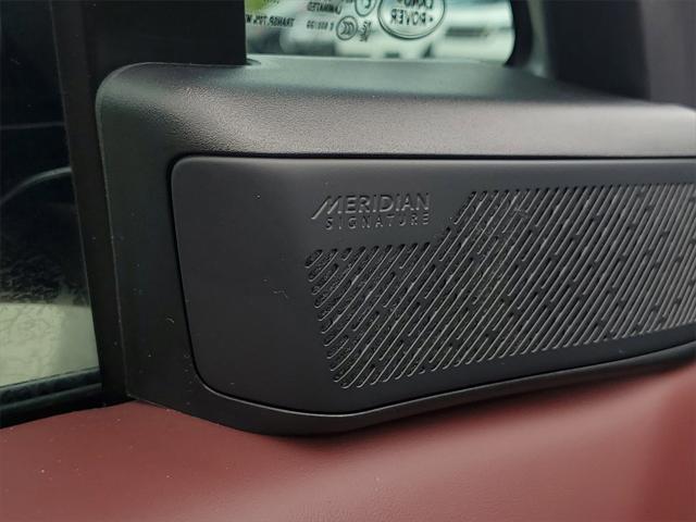Photo of 2025 Charente Grey Premium Metallic Land Rover Range Rover Sport